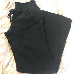 Comfy, casual linen blend black pants